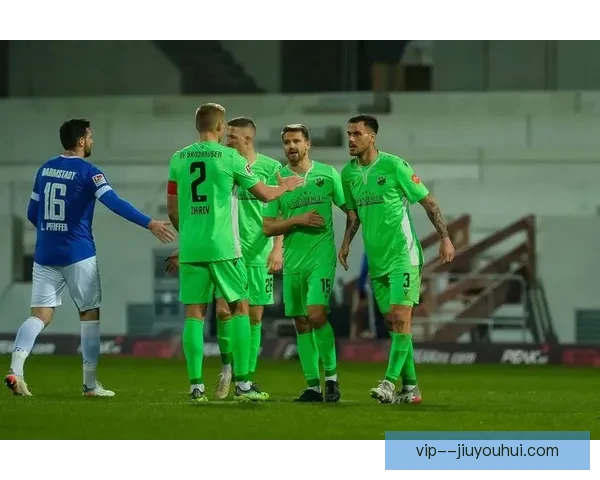 德甲焦点战数据深度解析：战术博弈与球队表现的全方位剖析